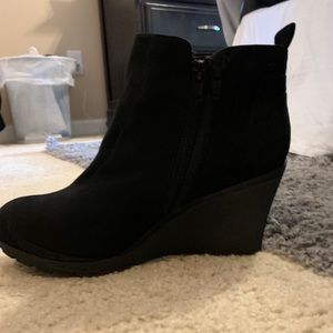 NWT black wedge booties size 10